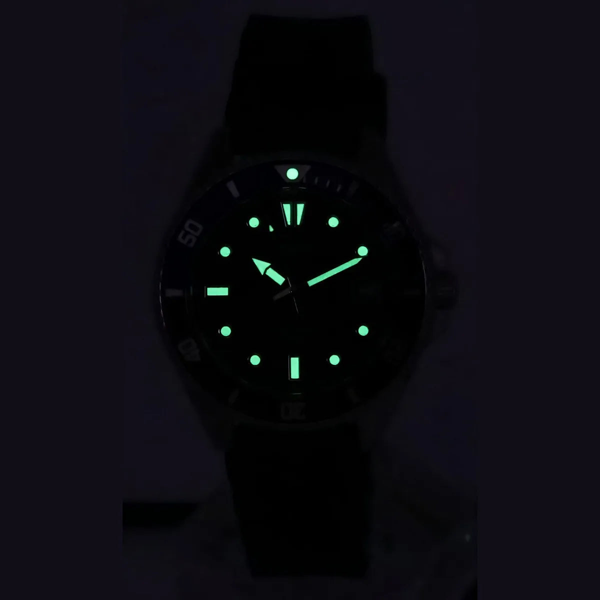 10 Reloj Casio Hombre Correa Resina Bisel Bicolor - Vista trasera