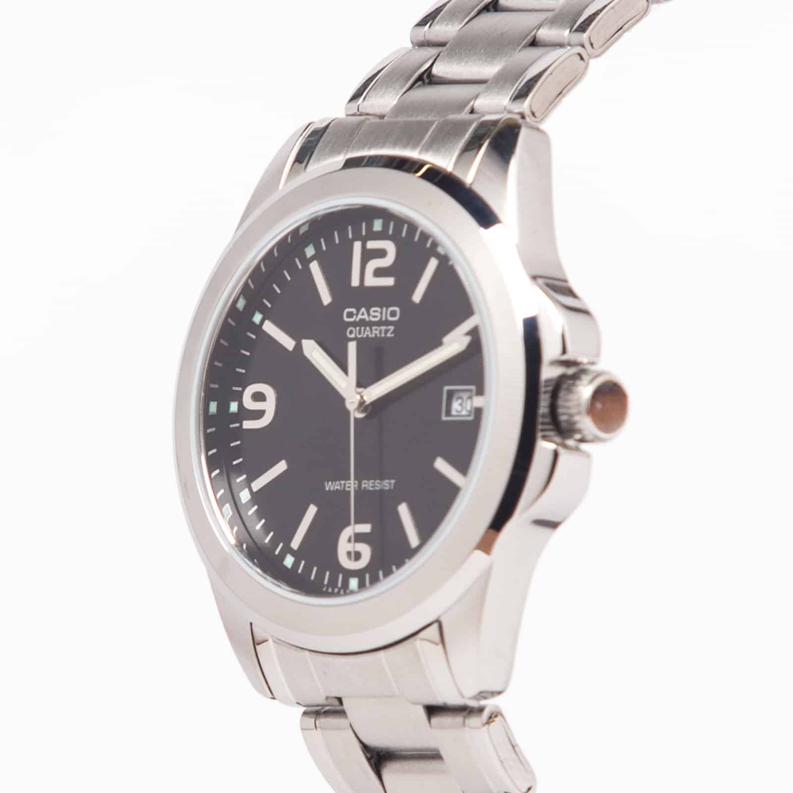 1215A Reloj Casio Hombre Correa de Acero Esfera Negra - Detalle de esfera
