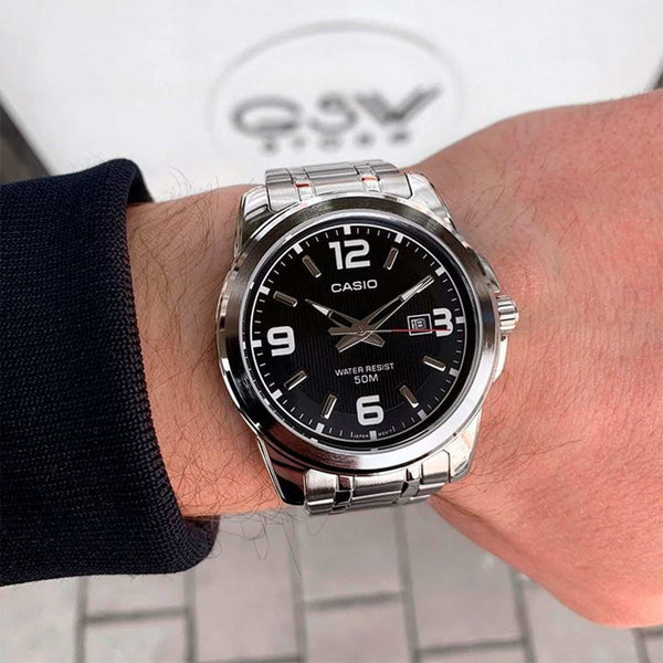 1314D Reloj Casio Hombre Acero Inoxidable Esfera Negra - Vista lateral