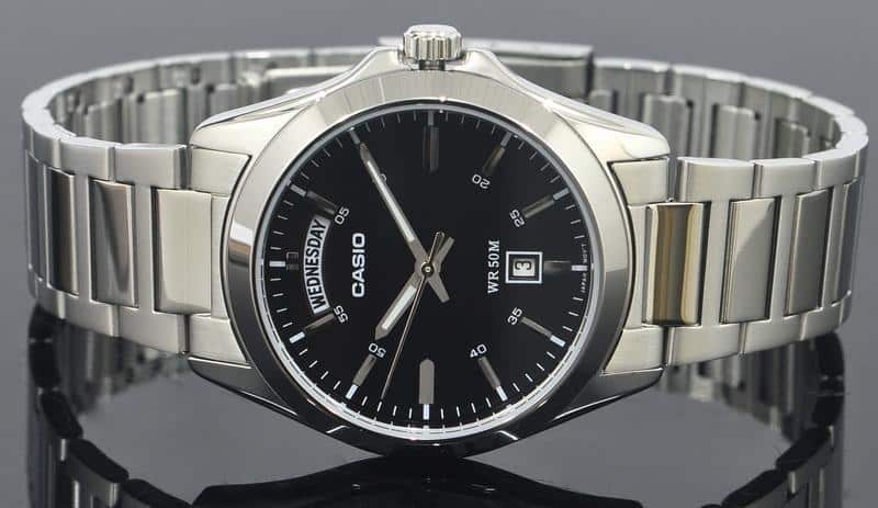 MTP-1370D-1A1V Reloj Casio para Hombre - Acero Inoxidable Plateado