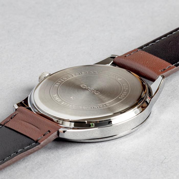 MTP-V005L-7B4 Reloj Casio para Hombre — imagen 4 de 5