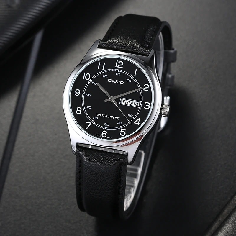 V006L Reloj Casio Hombre Correa de Cuero Negro - Vista lateral