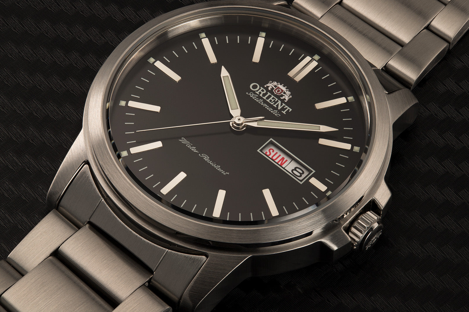 RA-AA0C01B Reloj Orient Sport Hombre Correa de Acero Esfera Negra - Detalle de esfera