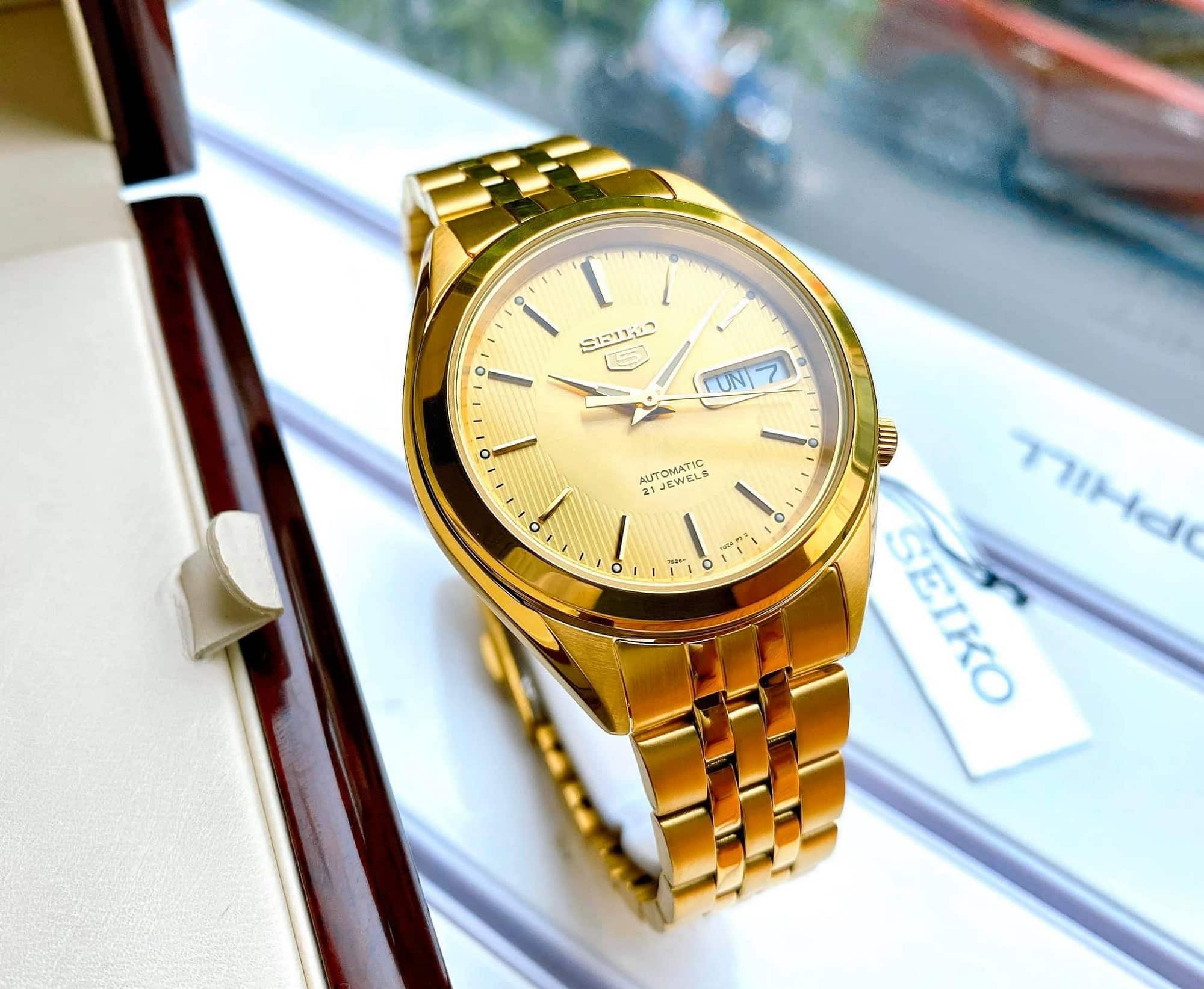SNKL28K1-5 Reloj Seiko Serie 5 Hombre Acero Dorado