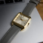 SWR090P1 Reloj Seiko Essentials Mujer Correa Piel Gris