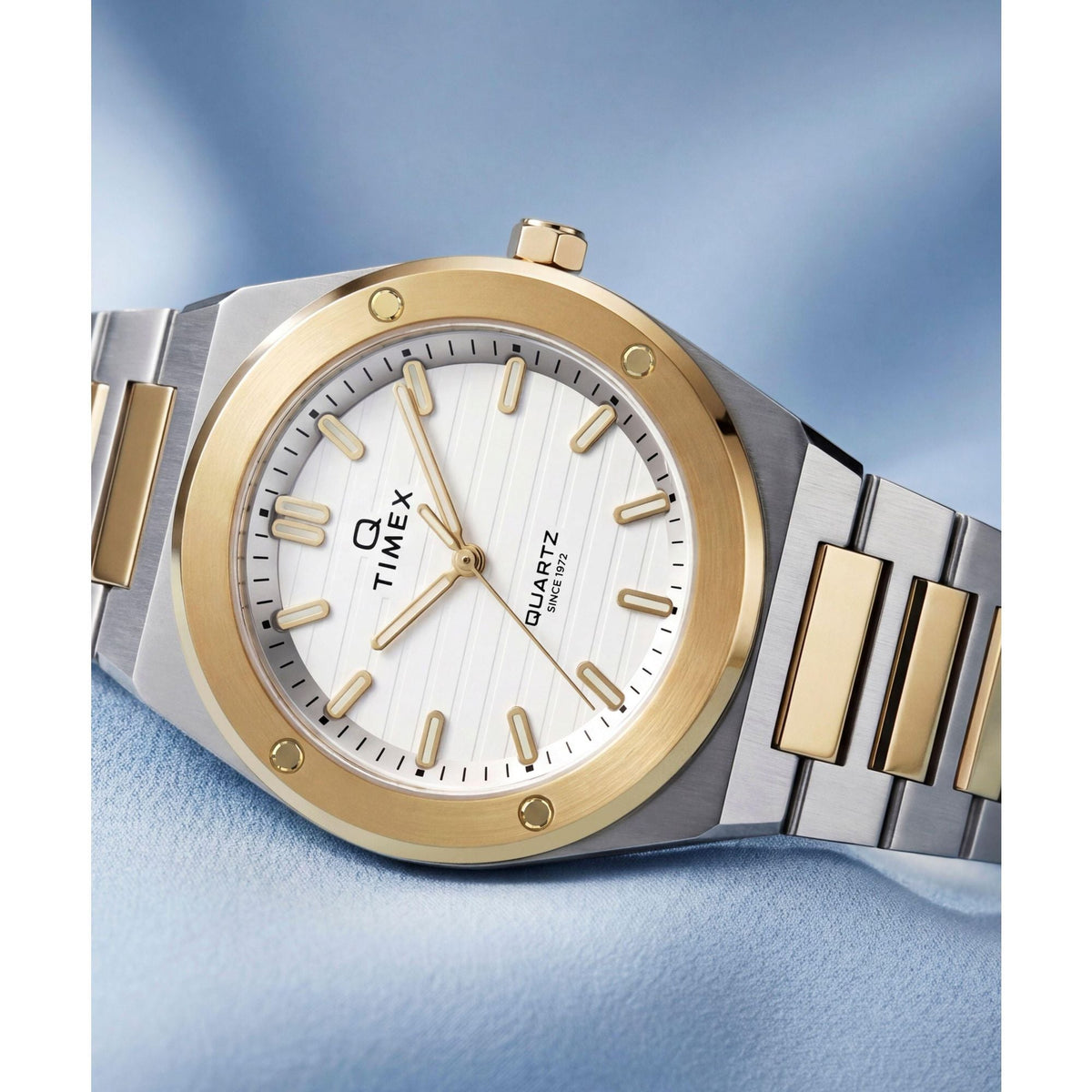 TW2Y81900 Reloj Timex Q Marbella de dama correa de metal - Acero Inoxidable Bicolor