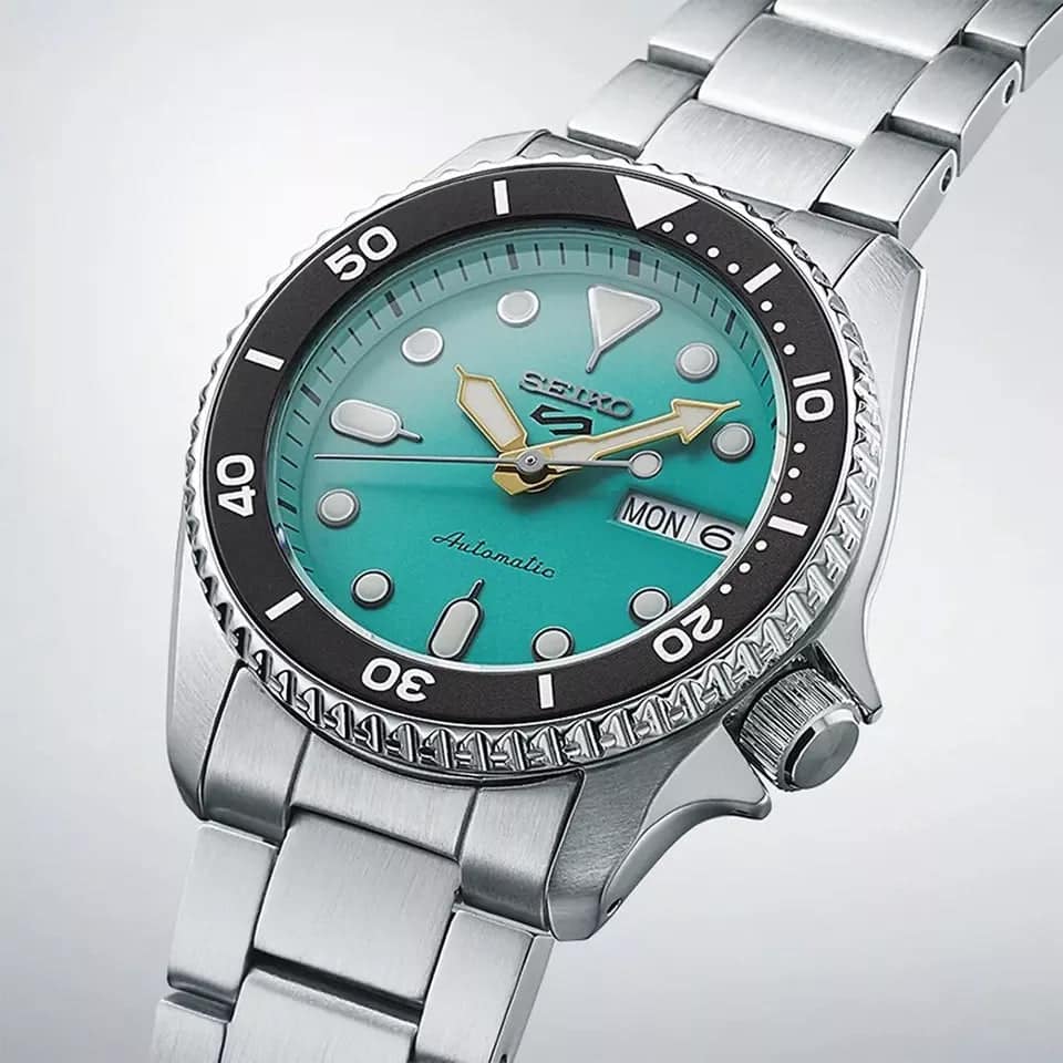 SRPK33K1 Reloj Seiko Serie 5 Hombre Pulsera Acero Verde